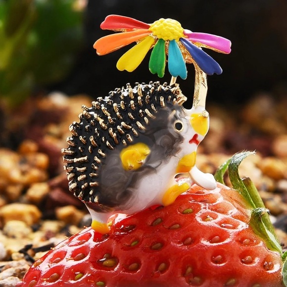 Lovely Hold Flower Hedgehog Brooch - Picture 1 of 6
